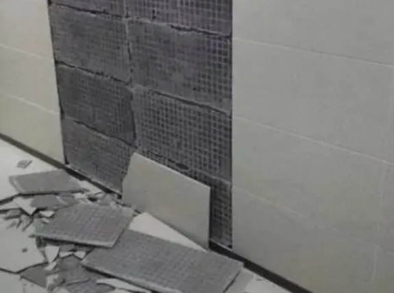 天涯瓷砖空鼓维修公司分享下天涯墙砖松动维修的知识
